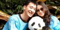 46歲徐靜蕾罕秀恩愛 與黃立行甜蜜依偎