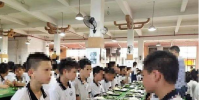 廣東一學校推出危機體驗餐