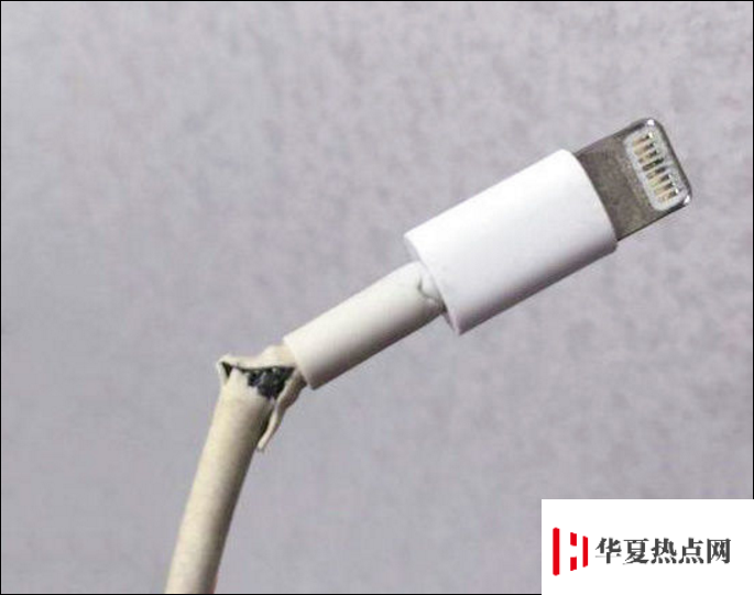 iPhone 數據線、耳機等配件可以免費換新嗎？