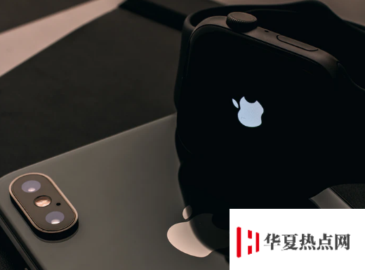 iPhone 11 如何關機充電？