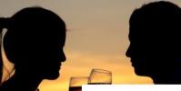 生活小知識:怎樣拿葡萄酒杯