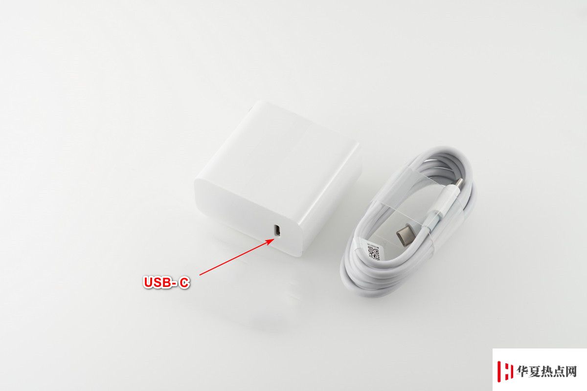 iPhone 可以用其他品牌的快充充電器嗎？