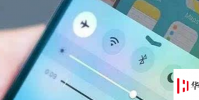 生活小知識:飛機上為什么禁用手機?