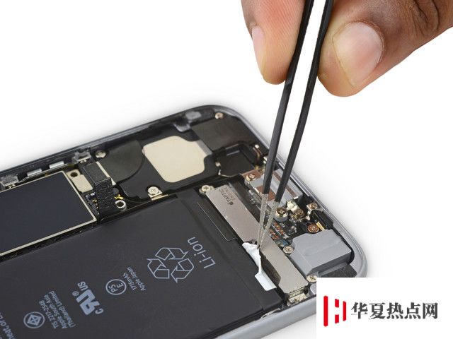 為什么 iPhone 始終沒有增加電池容量延長續航時間？