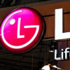 LG專利揭示了一款帶有3個前置攝像頭的手機
