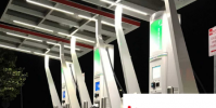 給加拿大的車站通電以架空頂篷