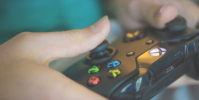 索尼的PlayStation4銷量是XboxOne銷量的兩倍