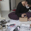 印尼人收集舊手機來幫助學生上網