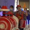 醫院讓孩子坐小火車排隊看病