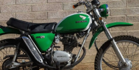 1972年的本田SL125看起來很容易變綠