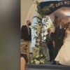 倫敦情侶封城前2小時內匆忙結婚