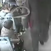 司機制止男子公交車上騷擾小學女生
