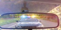 受過大學教育的警察會更積極地執行法律