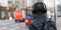 Spotify的新播客圖表使查找流行的音頻節目變得容易