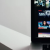 使用'Netflix Tweaked'停止Netflix預告片并提升您的待續內容