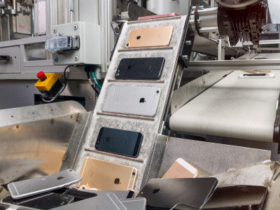 Apple在環境報告之前推出了iPhone碎紙機Daisy機器人