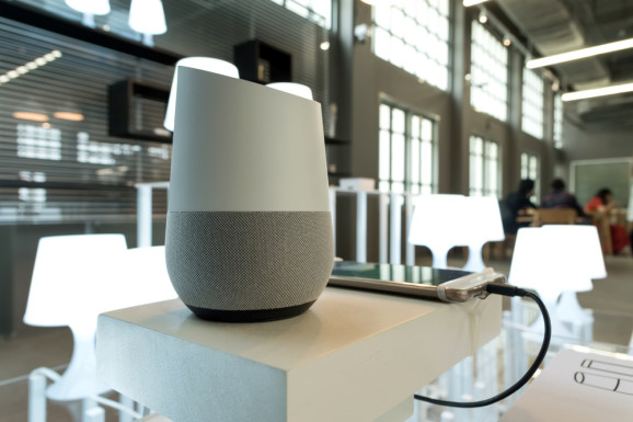 Google Home現在可以通過音樂鬧鐘喚醒您