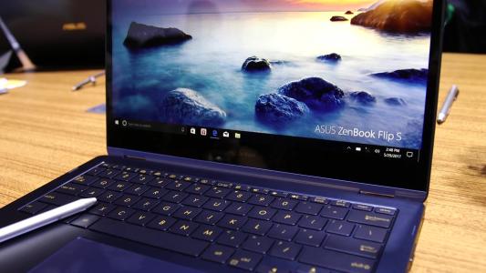 華碩ZenBook Flip UX560UQ評測