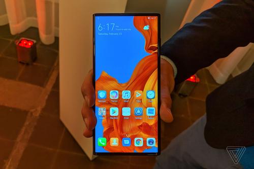 三星Galaxy Fold vs華為Mate X 可折疊手機的戰斗