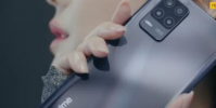 realme 8 5G版本背面與V13基本一致