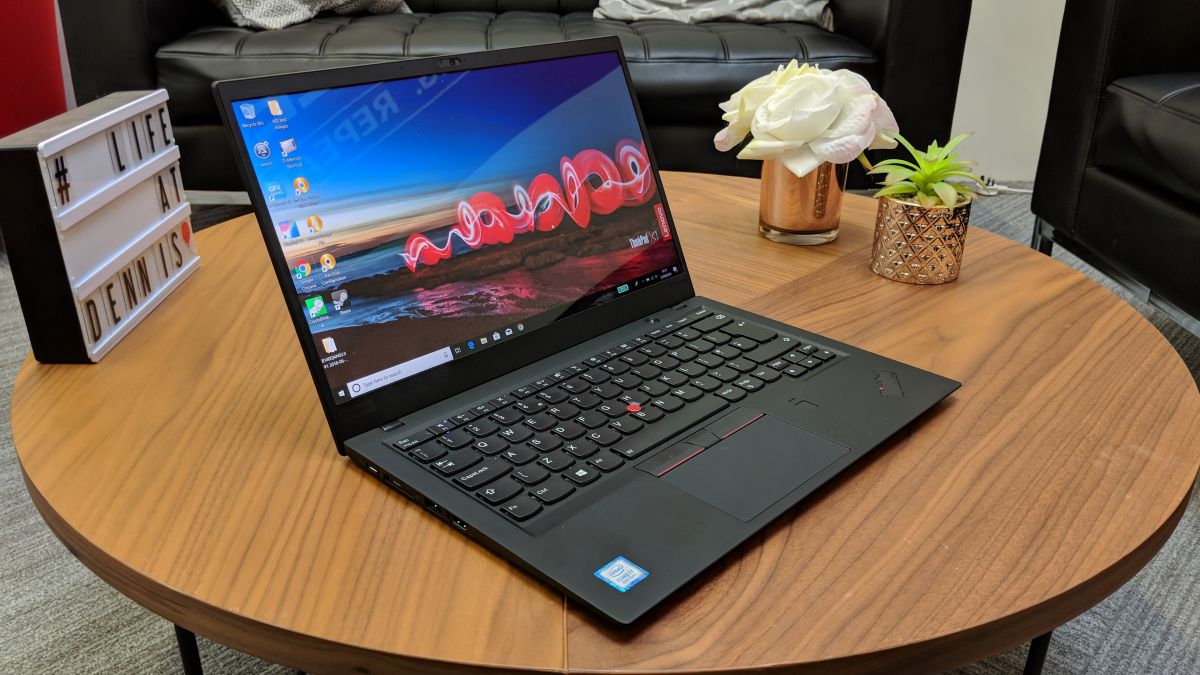 聯想ThinkPad X1 Carbon 14英寸筆記本電腦的有缺陷的寶石