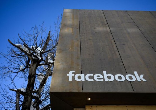 Facebook支付用戶跟蹤智能手機使用情況