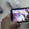 人們現在正在以高昂的價格出售安裝了Fortnite的iPhone