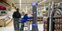 巨人在超市推出Robot Greeter