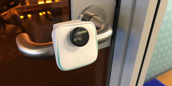 谷歌推出了Clips相機這是將AI帶入家庭小工具的最新舉措