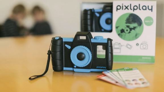 Pixlplay將智能手機變成了兒童相機