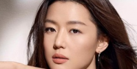全智賢2012年嫁給金融業CEO崔俊赫兩人結婚9年