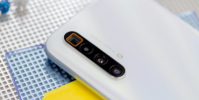 Realme X3 SuperZoom 在引擎蓋下吹捧了一系列各種高端硬件