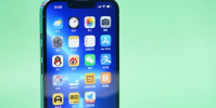 蘋果iPhone堅持用直屏的話題登頂熱搜
