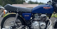 2,400英里1975年本田CB400FSuperSport看起來好像剛出廠