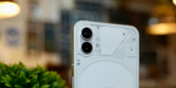 NothingPhone1以獨特的設計進入市場許多人都不想掩蓋
