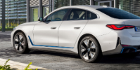 新的入門級2023BMWi4eDrive35的成本比下一個模型低4000美元
