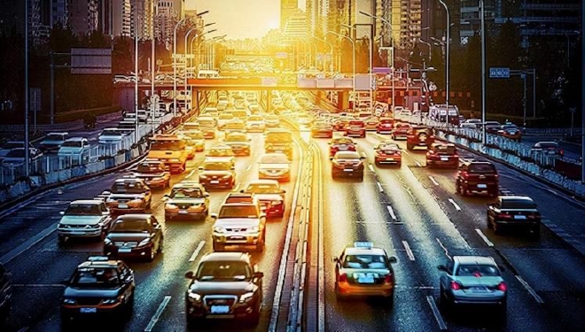 價格戰仍在持續 車市進入轉型陣痛期
